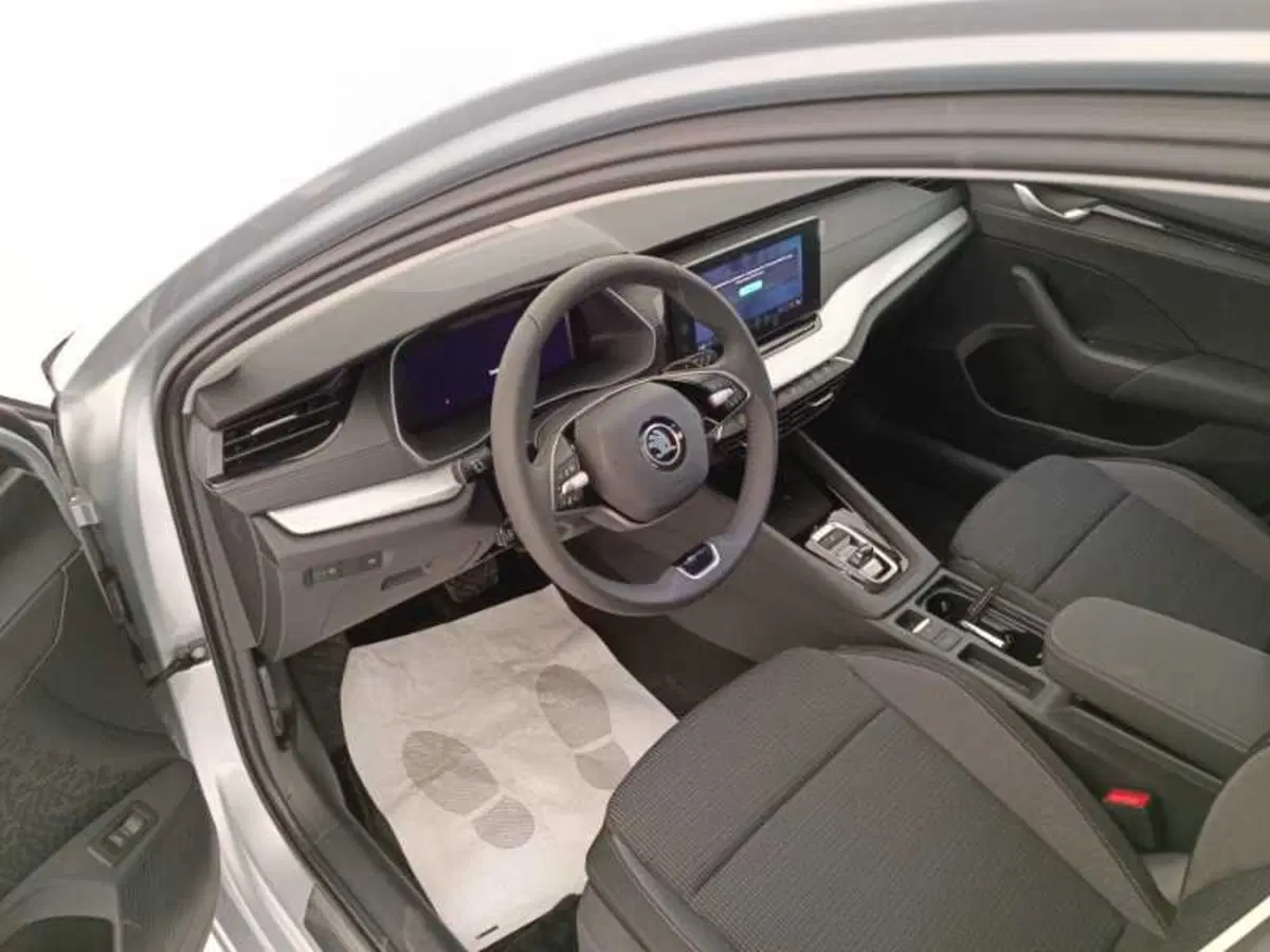 Skoda Octavia Station Wagon nuova a Treviso (10)