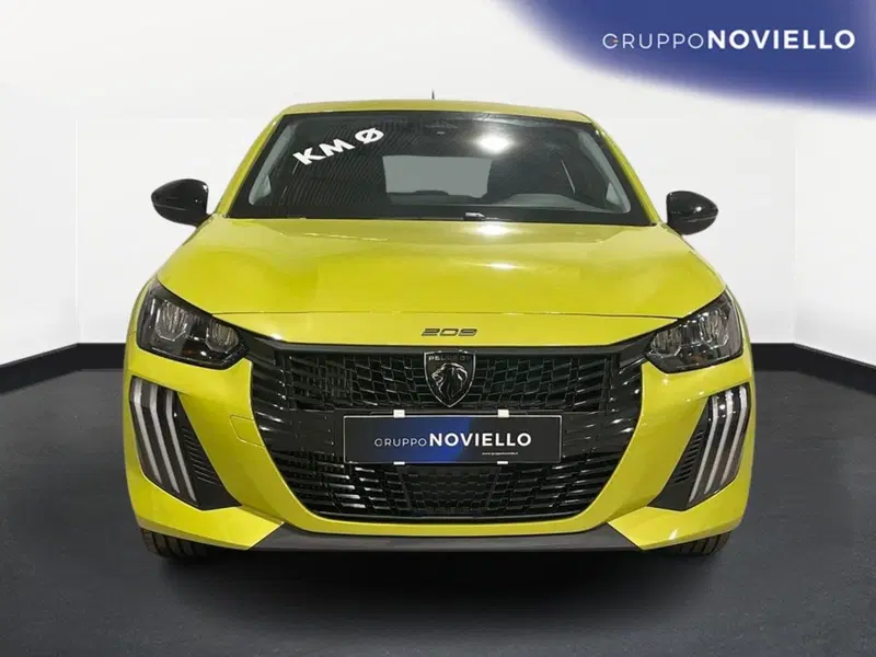 Peugeot 208 nuova a Salerno (2)