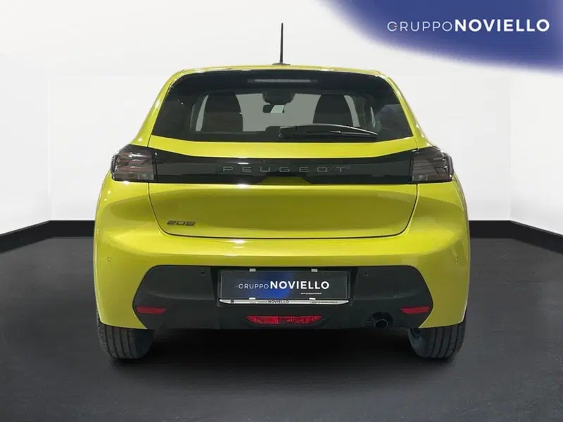 Peugeot 208 nuova a Salerno (6)