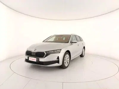 Skoda Octavia Station Wagon 2.0 tdi Executive 150cv dsg nuova a Treviso