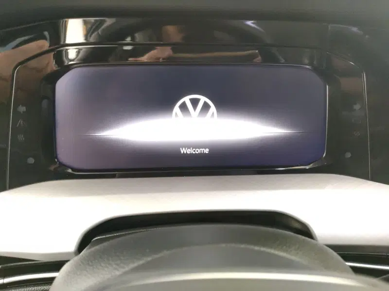 Volkswagen Golf usata a Napoli (14)