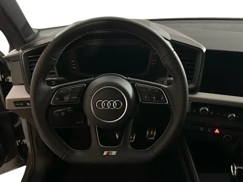 Audi A1 Sportback usata a Napoli (11)