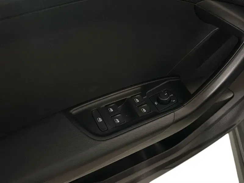 Audi A1 Sportback usata a Napoli (18)