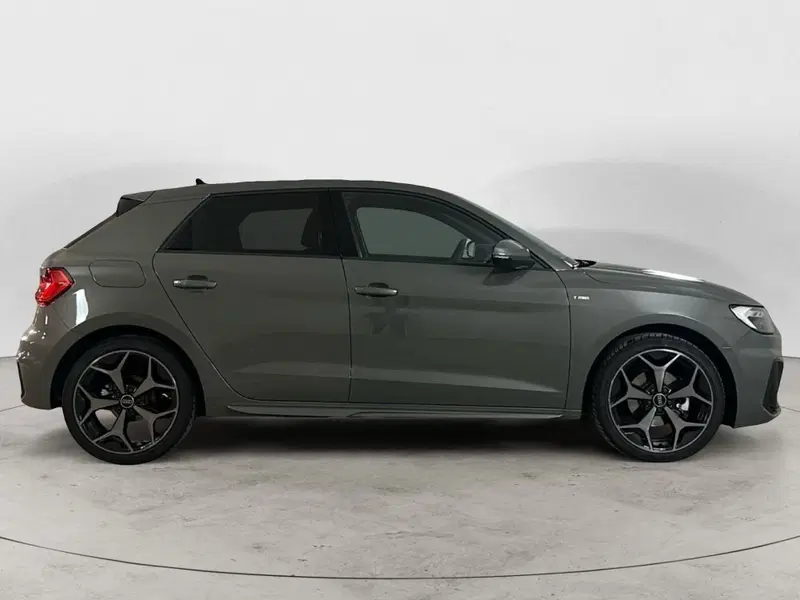 Audi A1 Sportback usata a Napoli (3)