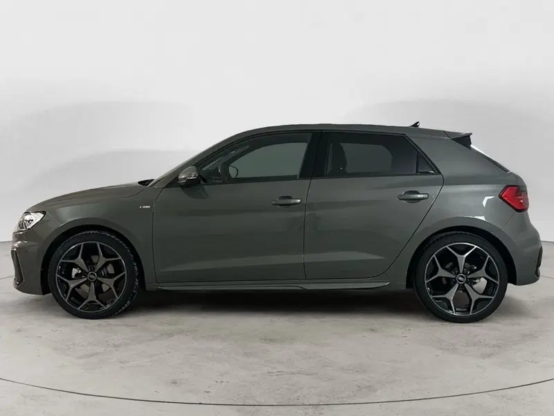 Audi A1 Sportback usata a Napoli (4)