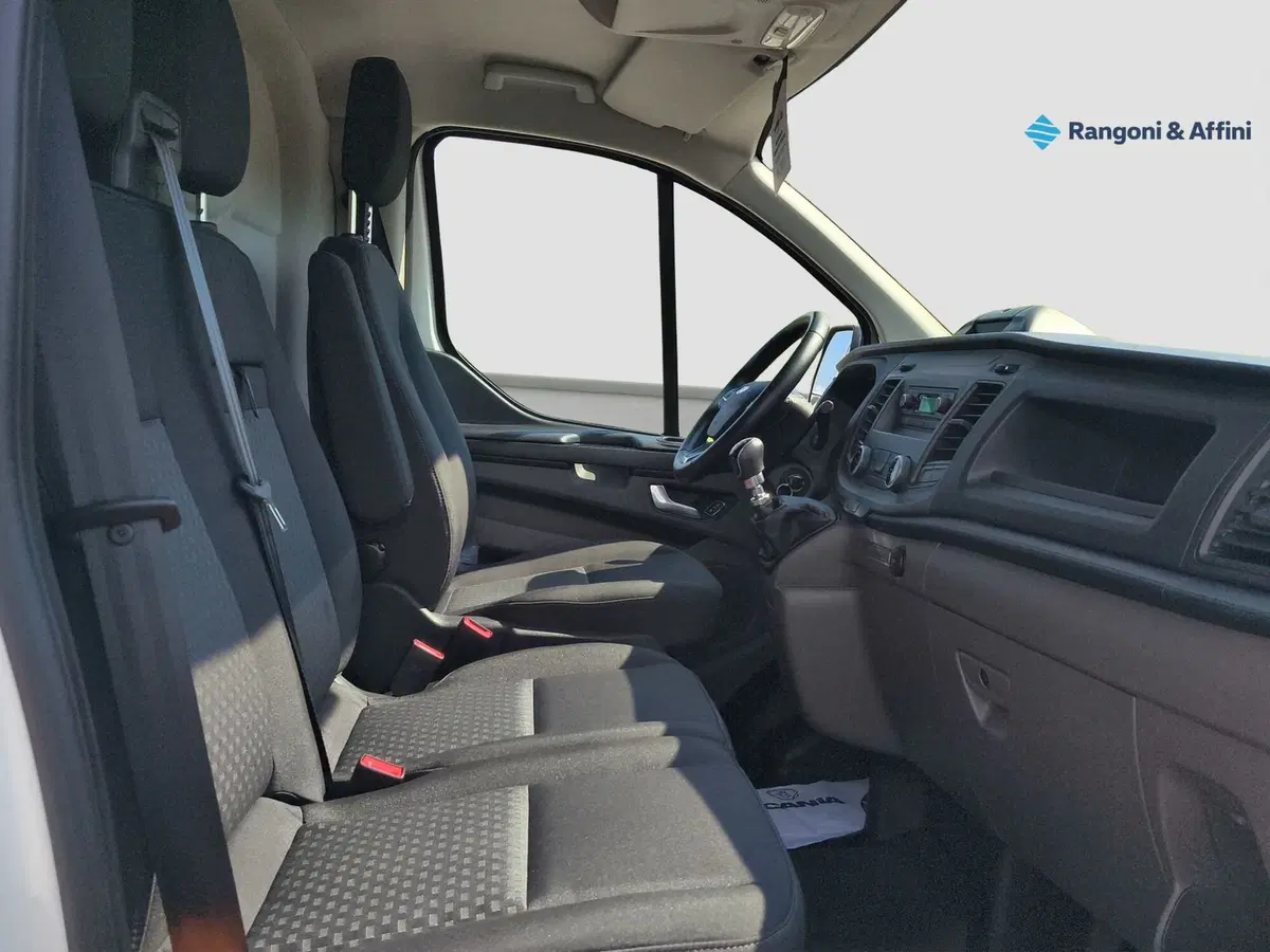 Ford Transit Custom Furgone usata a Brescia (14)