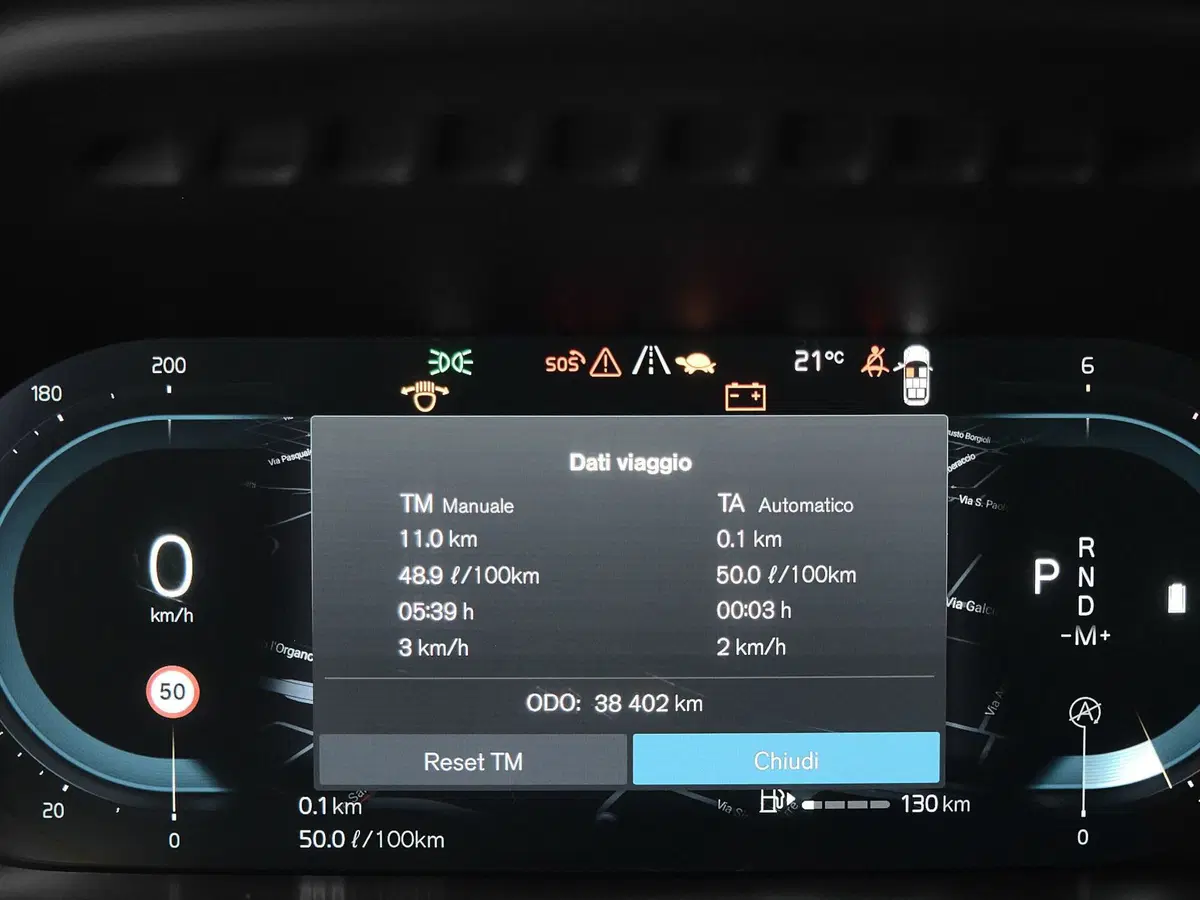 Volvo XC90 usata a Prato (10)