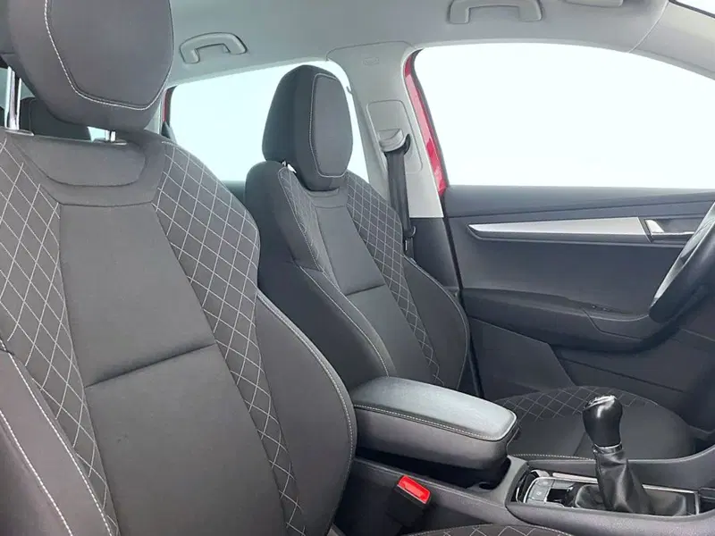 Skoda Karoq usata a Perugia (18)