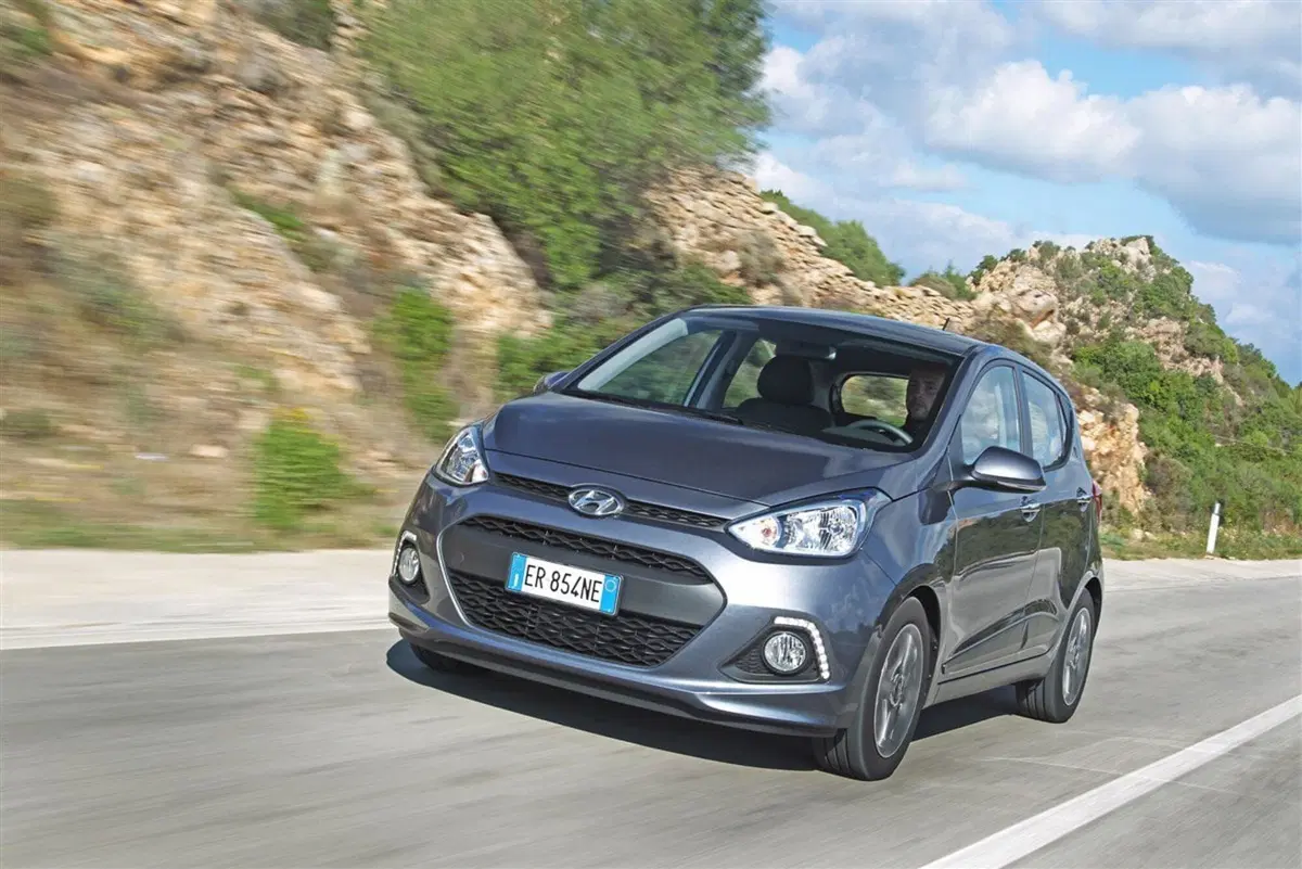Hyundai i10 usata a Palermo (3)