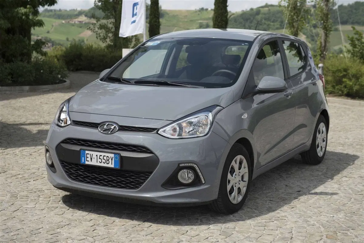 Hyundai i10 usata a Palermo (6)