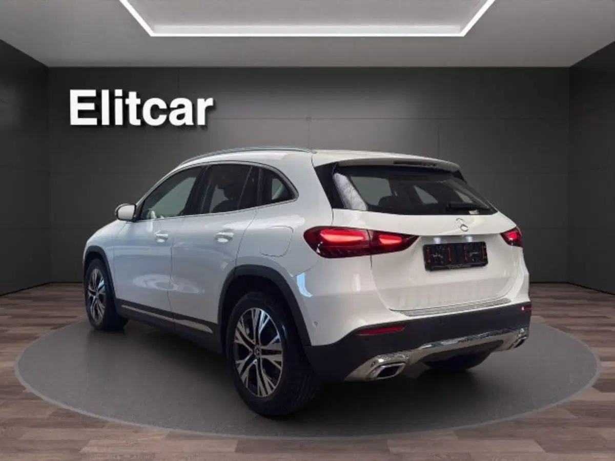 Mercedes-Benz GLA SUV usata a Novara (5)