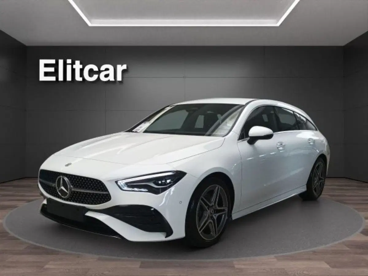 Mercedes-Benz CLA Shooting Brake usata a Novara