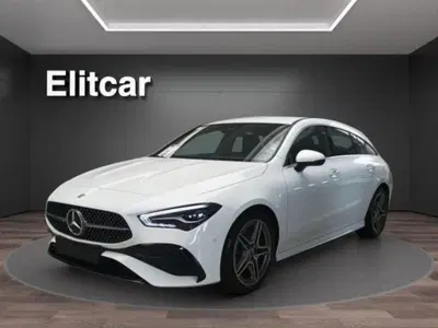 Mercedes-Benz CLA Shooting Brake 200 d AMG Line Premium Plus auto del 2024 usata a Dormelletto