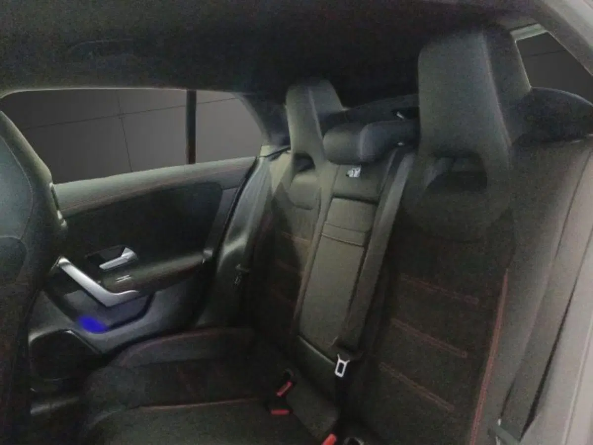 Mercedes-Benz CLA Shooting Brake usata a Novara (14)