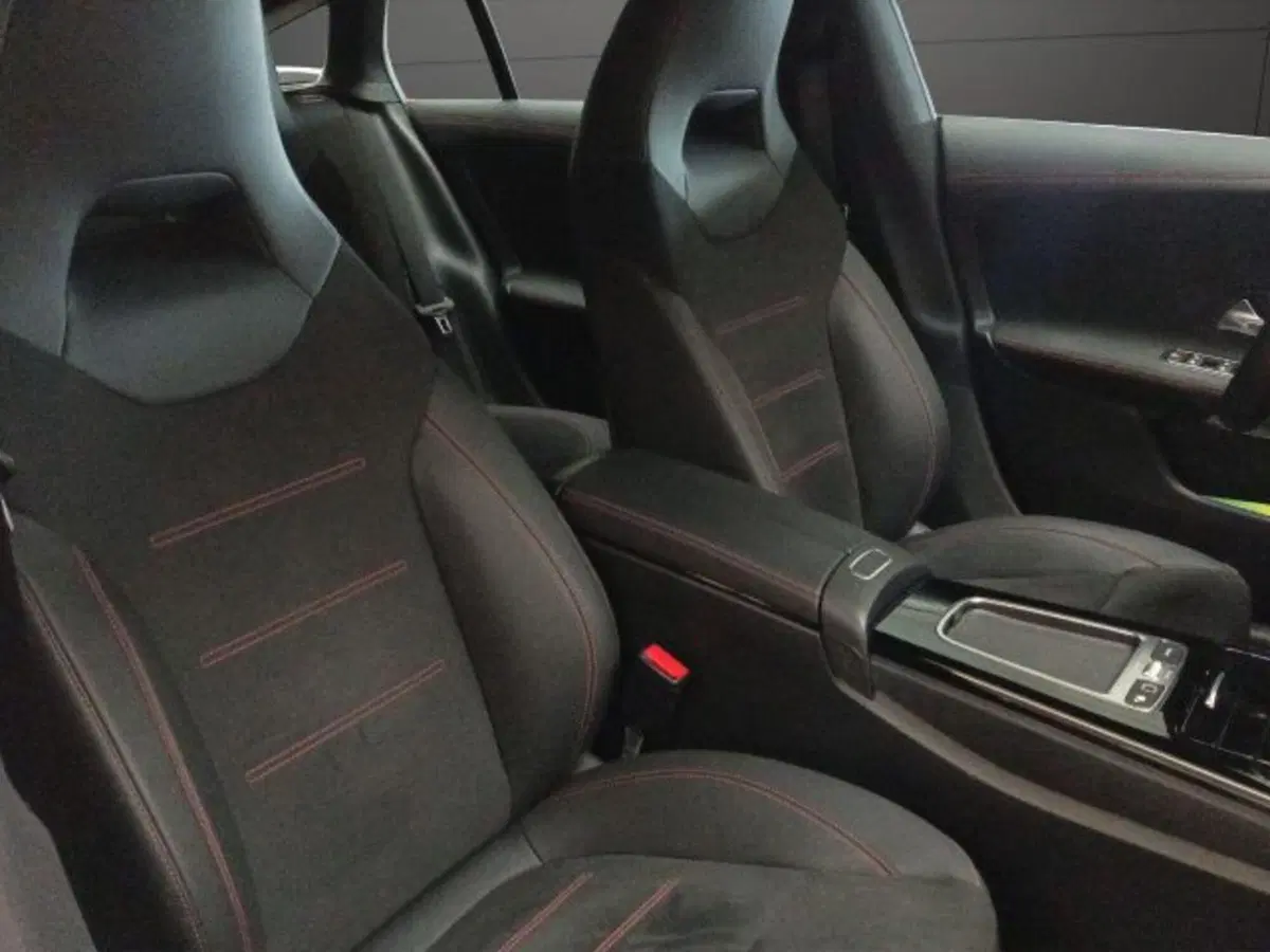 Mercedes-Benz CLA Shooting Brake usata a Novara (15)