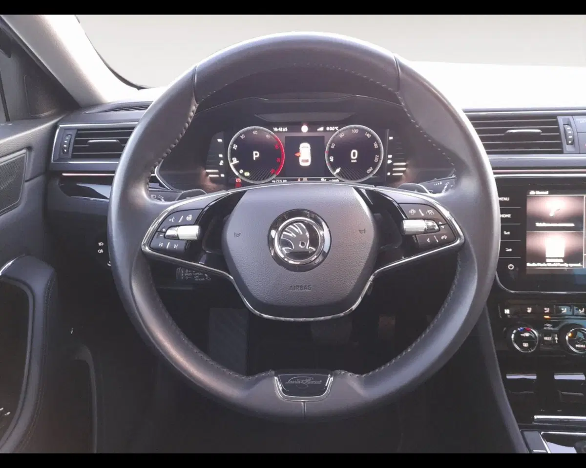 Skoda Superb Station Wagon usata a Bologna (12)