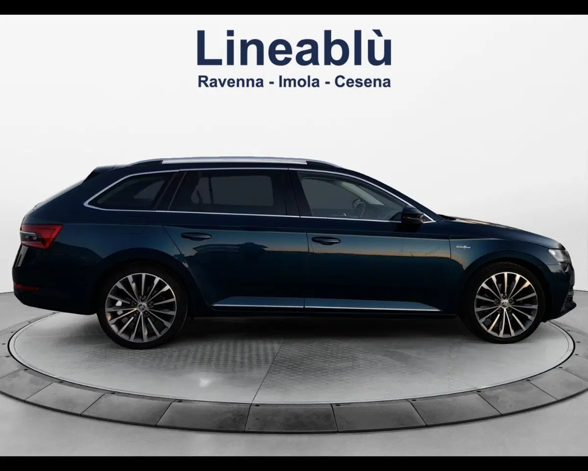 Skoda Superb Station Wagon usata a Bologna (6)