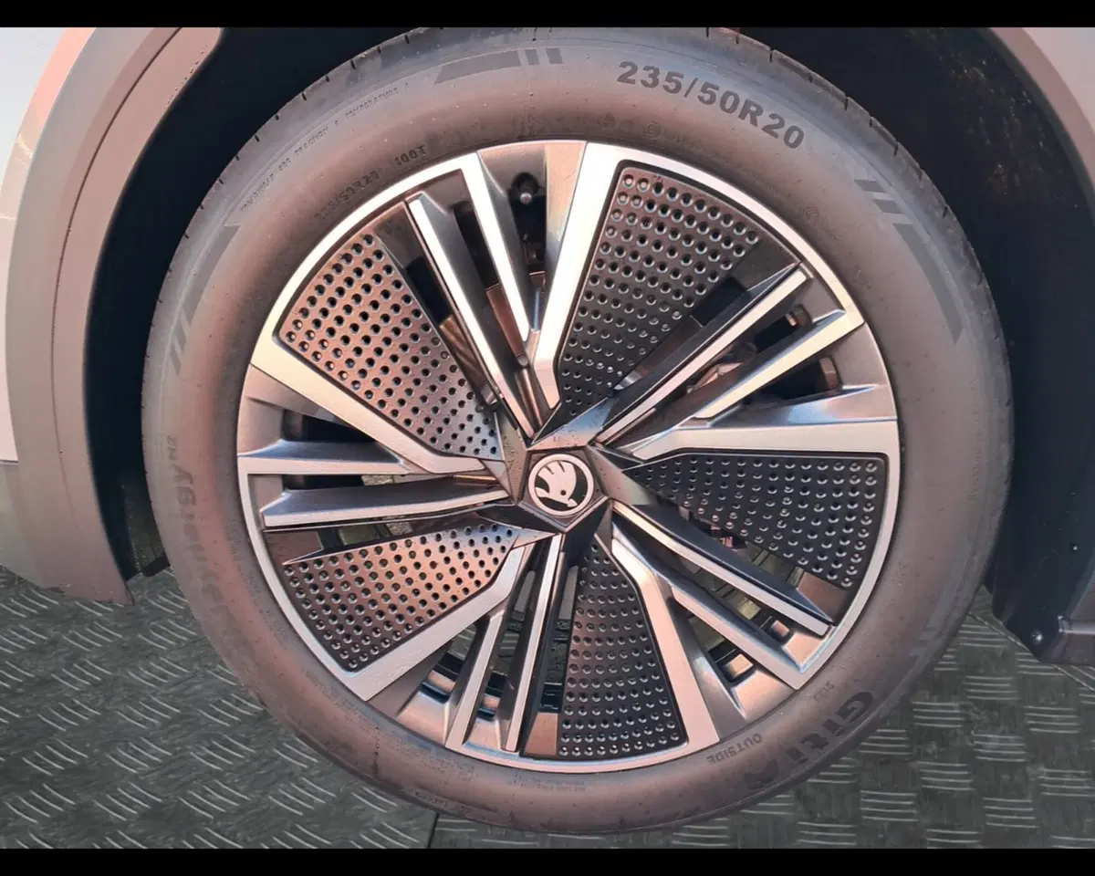Skoda Elroq usata a Forlì-Cesena (9)