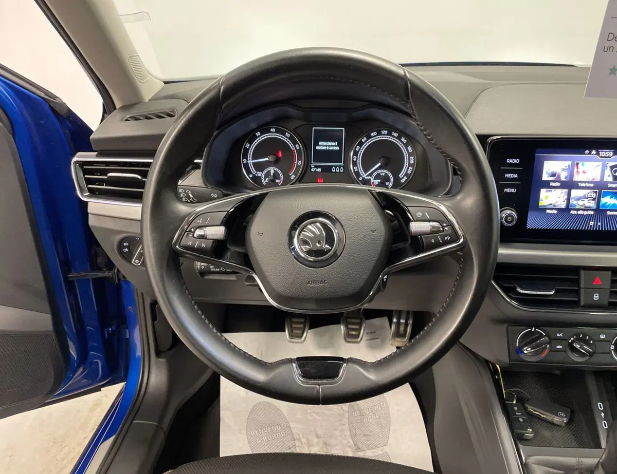 Skoda Kamiq usata a Varese (16)