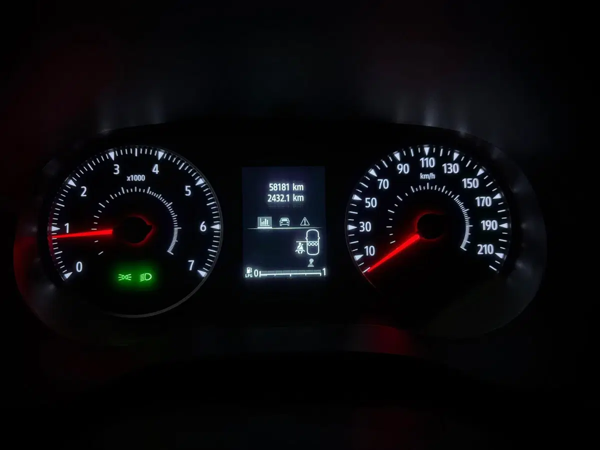 Dacia Sandero usata a Milano (10)