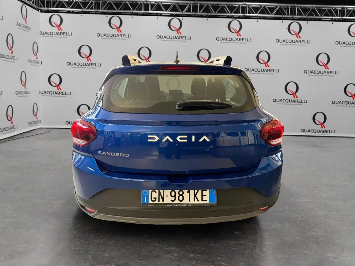 Dacia Sandero usata a Milano (6)