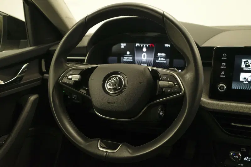 Skoda Kamiq usata a Varese (12)
