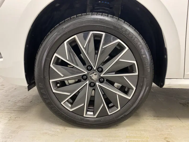 Skoda Kamiq usata a Varese (7)