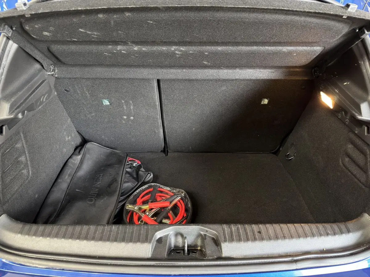 Renault Clio usata a Milano (6)