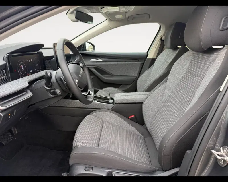 Skoda Superb usata a Ravenna (9)