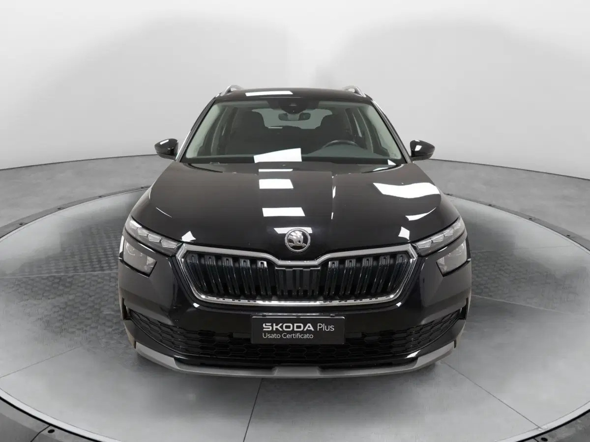 Skoda Kamiq usata a Varese (2)