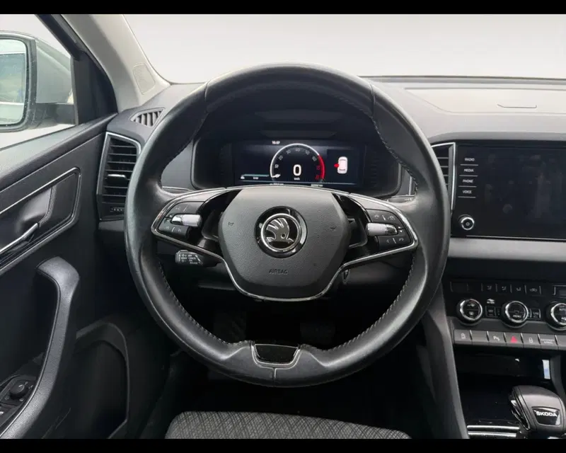 Skoda Karoq usata a Ravenna (12)