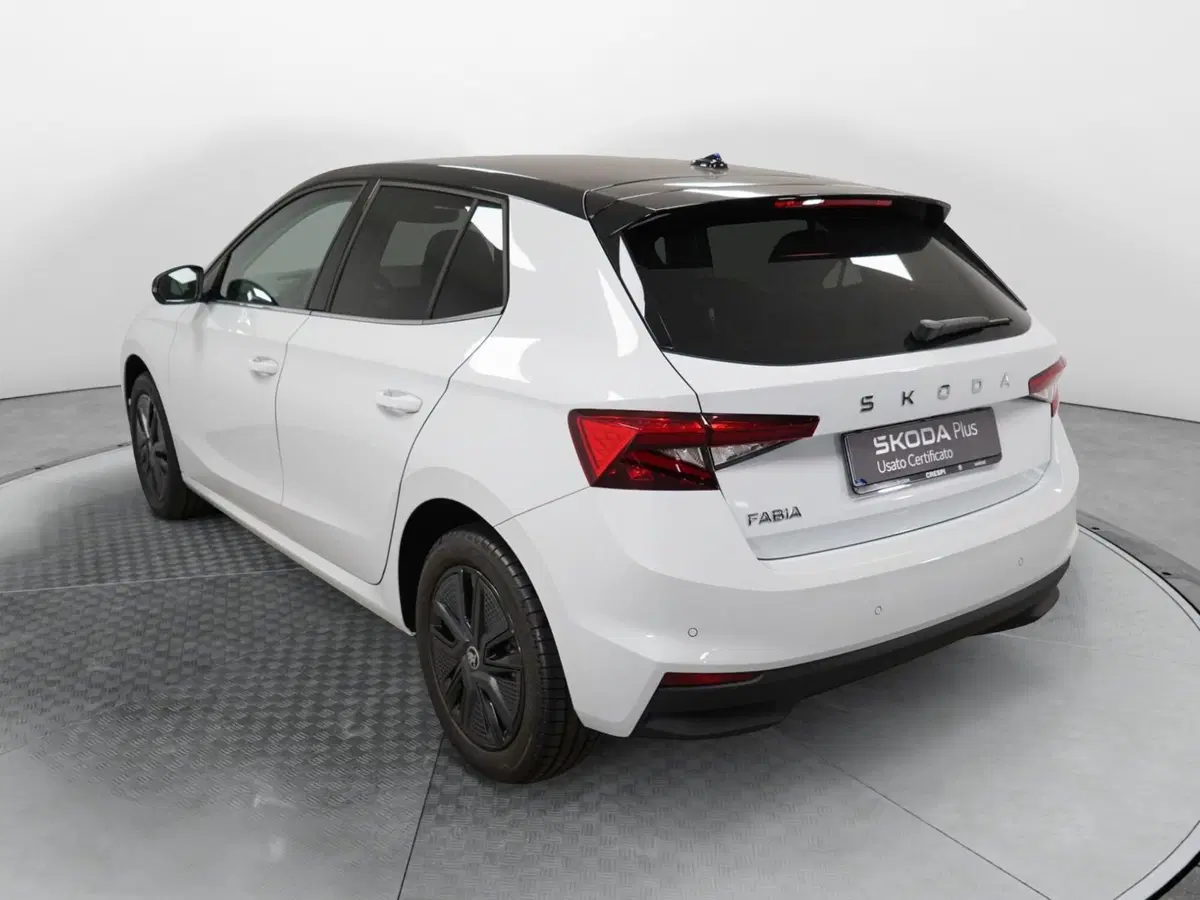 Skoda Fabia nuova a Varese (4)