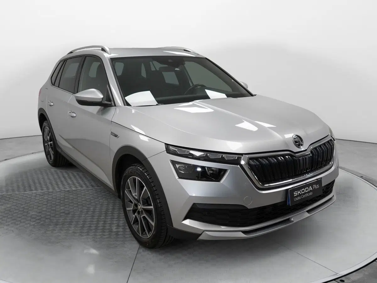 Skoda Kamiq usata a Varese (3)