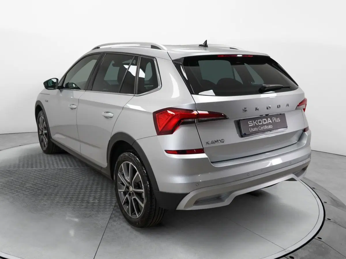 Skoda Kamiq usata a Varese (4)