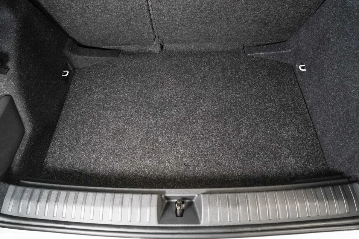 Skoda Kamiq usata a Varese (20)