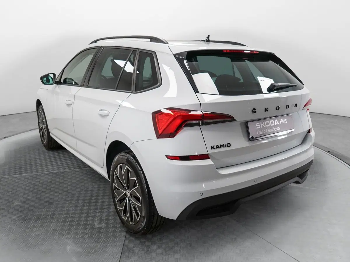 Skoda Kamiq usata a Varese (4)