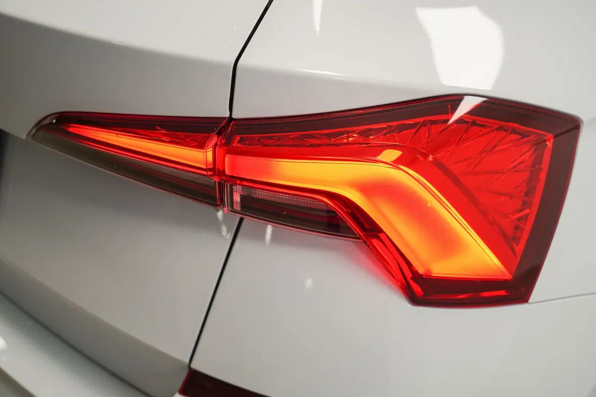 Skoda Kamiq usata a Varese (9)