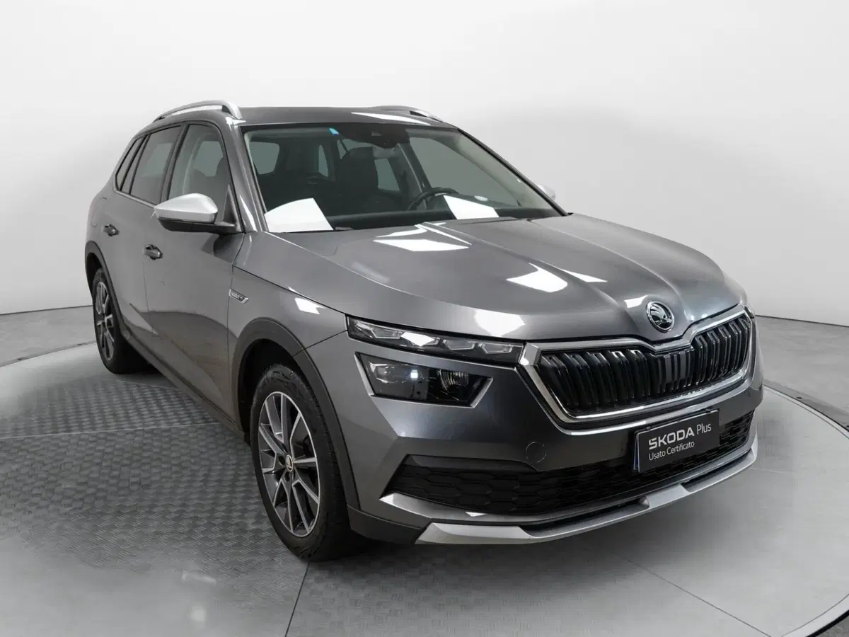Skoda Kamiq usata a Varese (3)