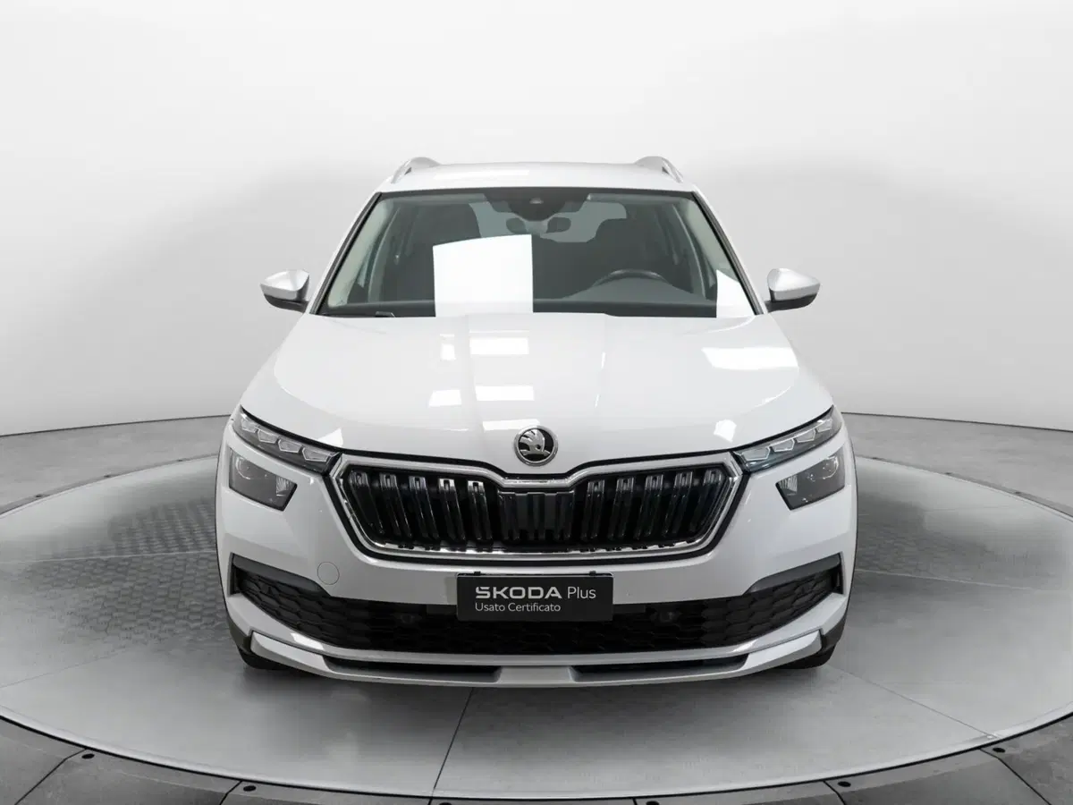 Skoda Kamiq usata a Varese (2)