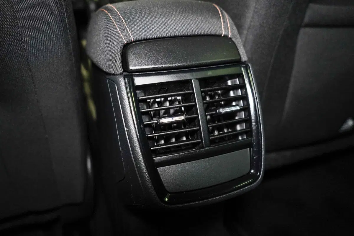 Skoda Kamiq usata a Varese (20)