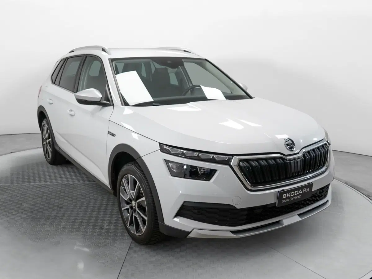 Skoda Kamiq usata a Varese (3)