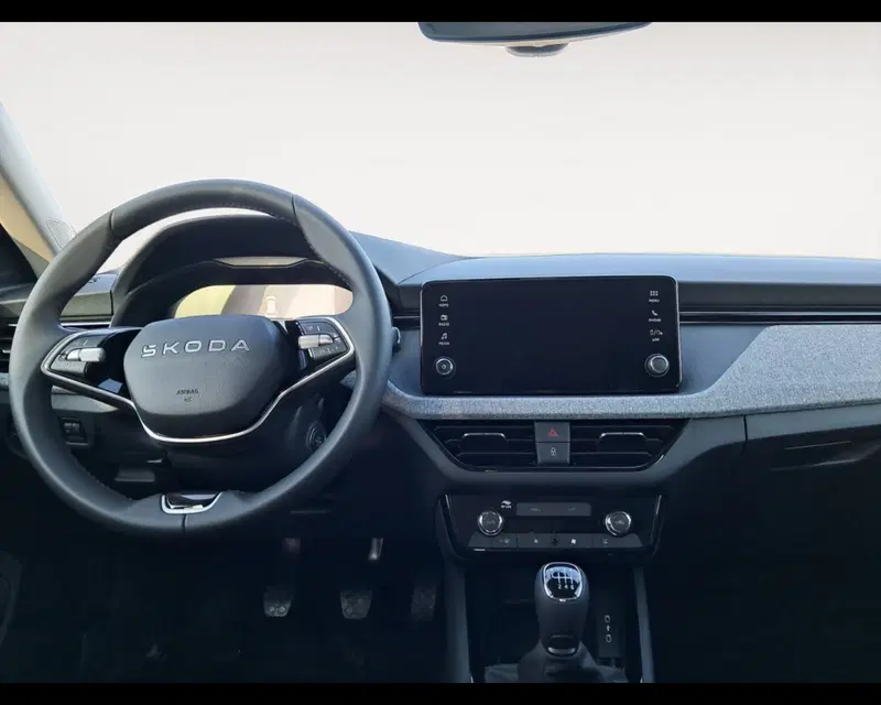 Skoda Kamiq nuova a Ravenna (12)