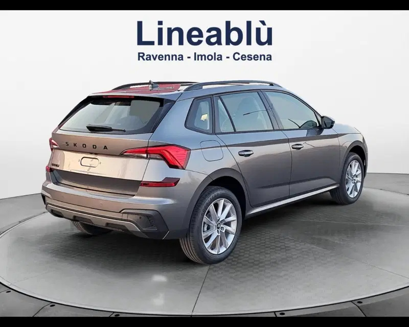 Skoda Kamiq nuova a Ravenna (4)