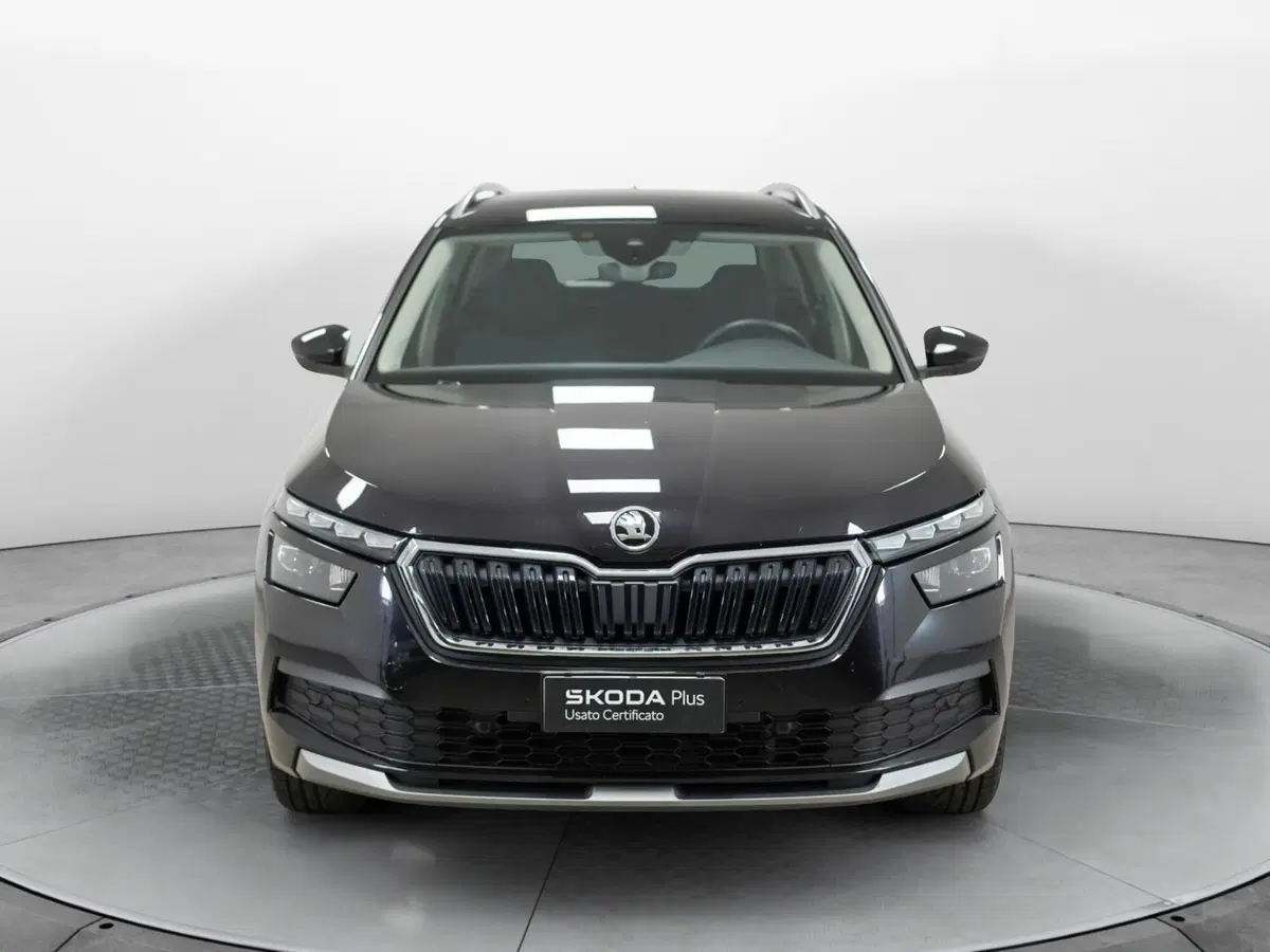 Skoda Kamiq usata a Varese (2)