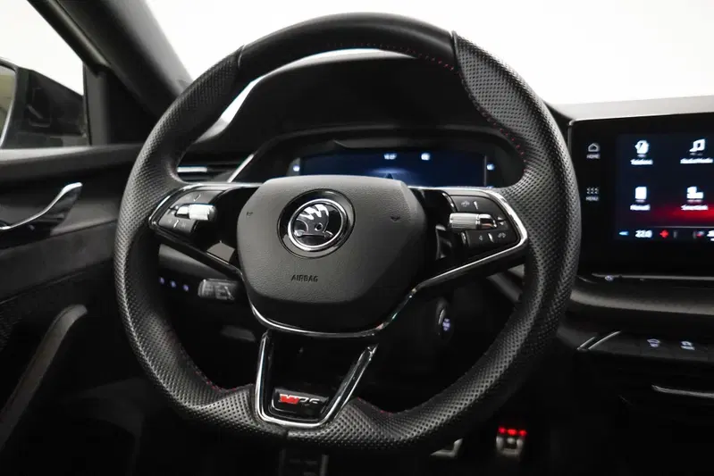 Skoda Octavia Station Wagon usata a Varese (12)