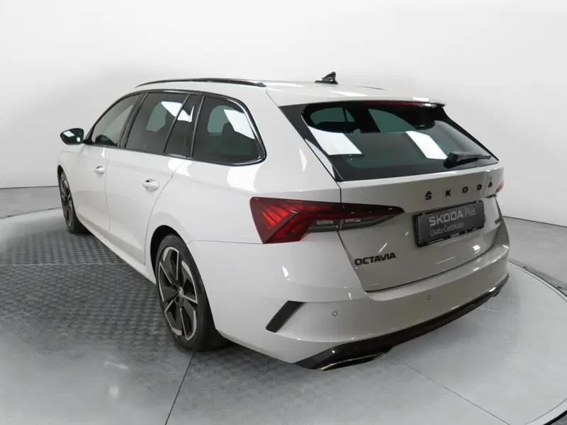 Skoda Octavia Station Wagon usata a Varese (4)