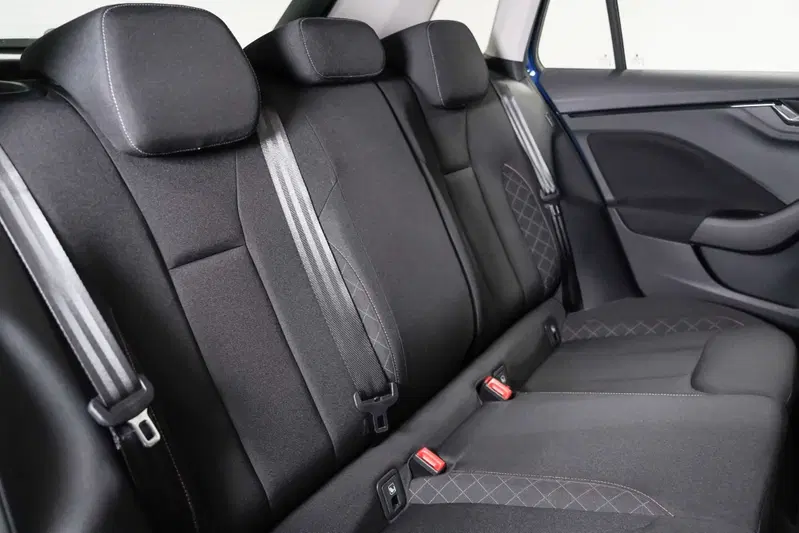 Skoda Kamiq usata a Varese (14)