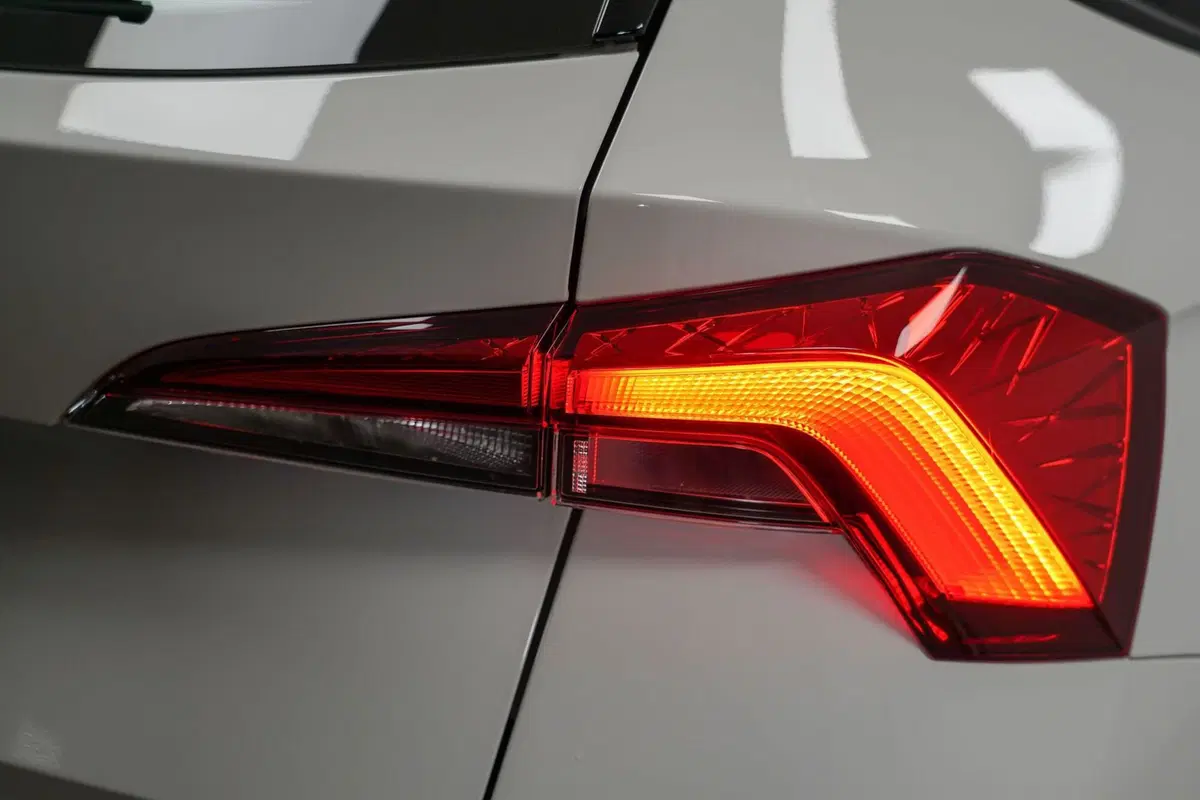 Skoda Kamiq usata a Varese (9)