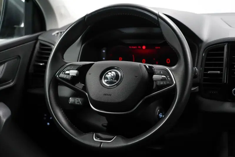 Skoda Karoq usata a Varese (12)