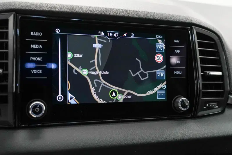 Skoda Karoq usata a Varese (17)